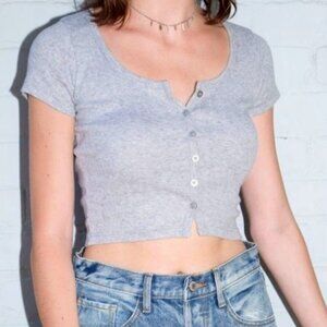 Brandy Melville Zelly Ribbed Button Front Crop Tee, Grey OS (fits S best)